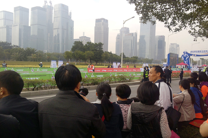 恒泰2013深圳國(guó)際馬拉松賽